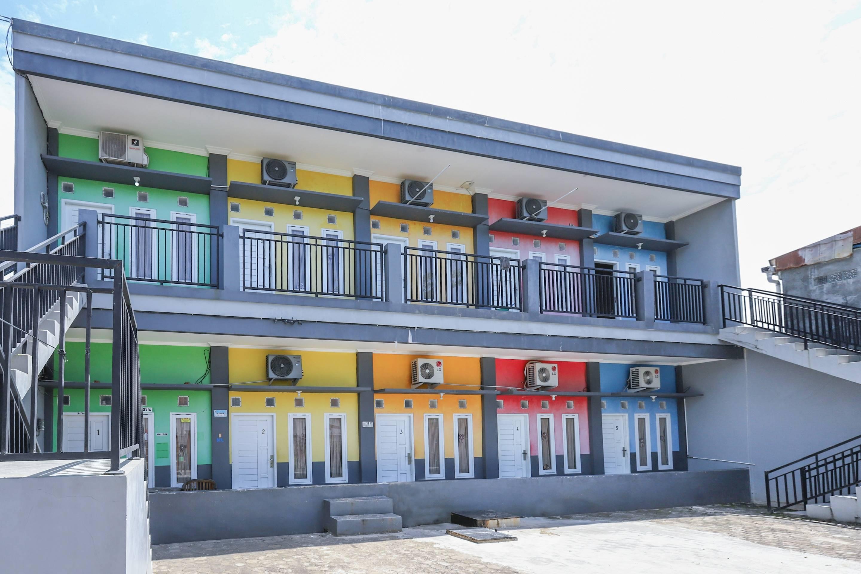 Reddoorz At Pelangi Guest House Balikpapan (Borneo) Exterior foto